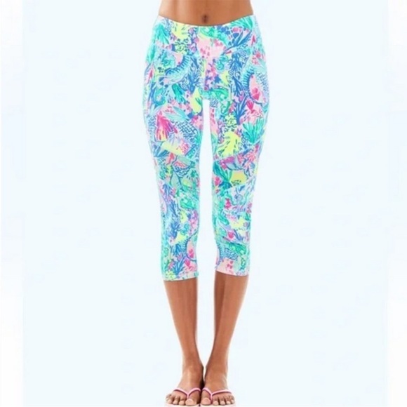 LILLY PULITZER The Weekender Crop Mermaid Cove Legging Blue Pink Green Sz S - Picture 1 of 15
